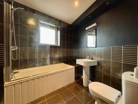 22 Orchard House, Newtownards, BT23 4WT - Photo 4