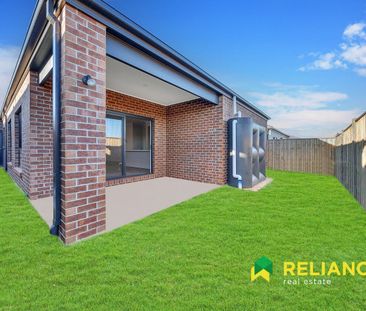 26 Stonneyburn Road, Thornhill Park, Vic 3335 - Photo 2