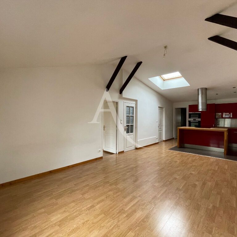 Location Appartement 3 pièces 71m² - Photo 1