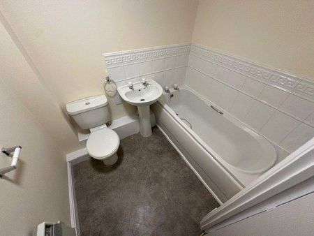 2 bedroom apartment to rent - Photo 2