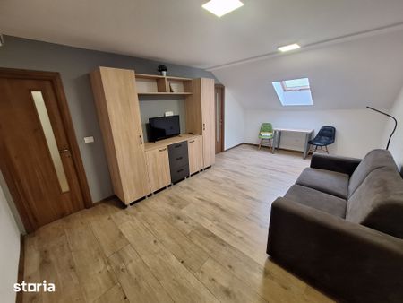 240 euro!!!Ap.cu 1 camera Et 1 Zona Bogdanestilor - Fotografie 3