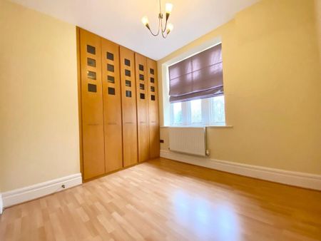 3 bedroom apartment to rent - Photo 4