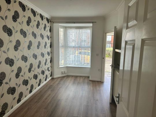 2 bedroom terraced house to rent - Photo 1