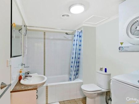 Beautiful Views at the Heart of the Entrance - Photo 3