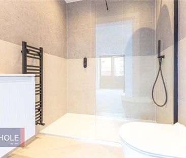 4 bedroom terraced house to rent - Photo 5