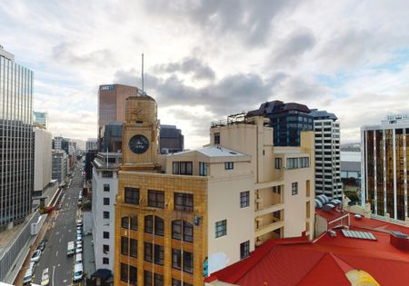 One of Wellington’s most exquisite penthouse apartments located at the top of Lambton Quay - Photo 4