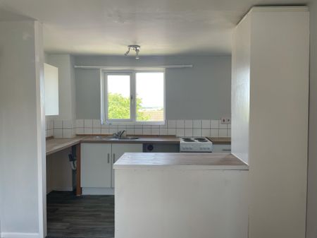 Highgrove Close, Calne - Photo 3