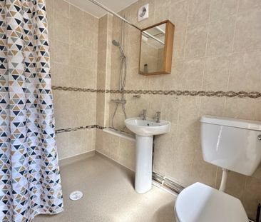 Ordnance Road, Coventry - - Photo 2