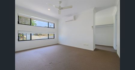 Modern Family Home in Quiet, Sought After Location - Photo 5