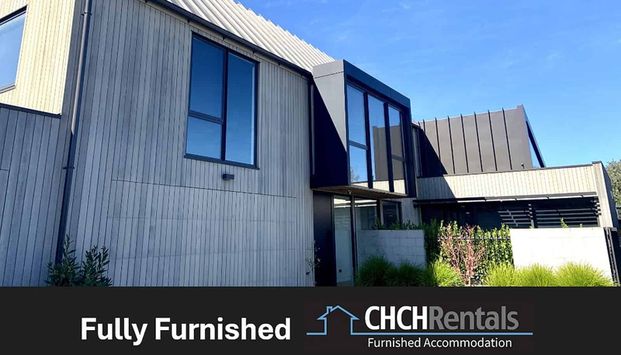 Executive Fully Furnished Architecturally Designed Home in Prime Location! - Photo 1