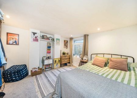 Earlsfield Road, SW18 3DS, London - Photo 3