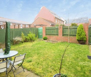 3 bedroom terraced house to rent - Photo 3