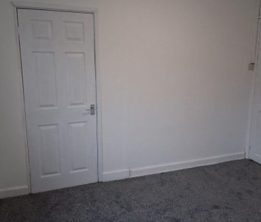 2 bedroom house to rent - Photo 1