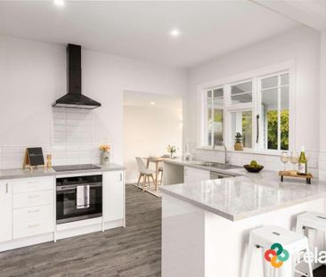 Stunning, Renovated, Three Bedroom Home - Photo 6