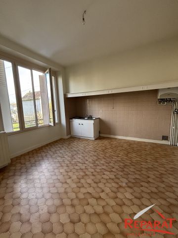 Location Appartement 3 pièces 86m² OBJAT 19130 - Photo 3