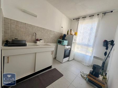 Appartement à louer 3 pièces 65m² - Photo 2