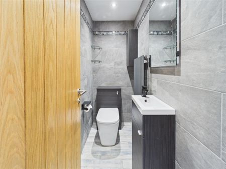 2 bedroom House to rent - Photo 4