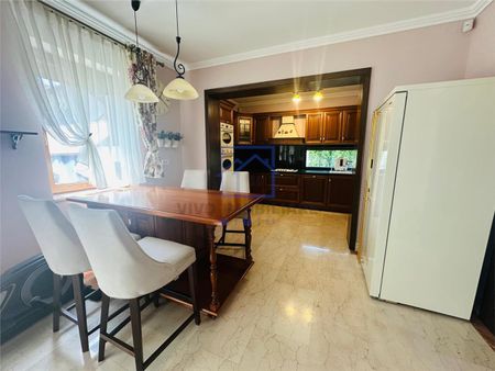 Casa de inchiriat in Sibiu - finisaje de lux, zona Parcul Sub Arini de inchiriat - Fotografie 3