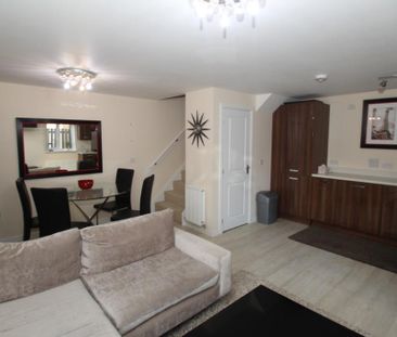 2 bedroom terraced house to rent - Photo 3
