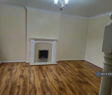 3 bedroom terraced house to rent - Photo 3