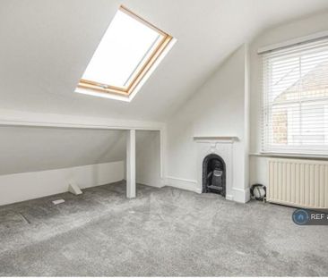 Studio to rent - Photo 6