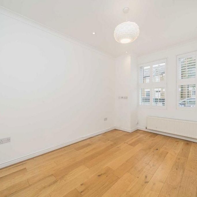 3 bedroom terraced house to rent - Photo 1