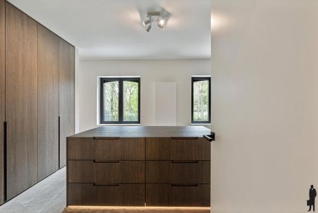 Gerenoveerde villa (ca. 3.628 m²) in een doodlopende straat! - Photo 2