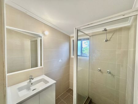 Neat Two-Bedroom Flat - Photo 5