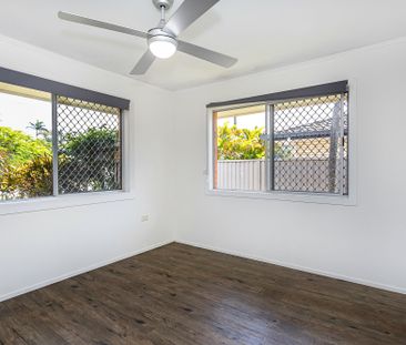 16 Bluegum Avenue, Hollywell QLD 4216 - House For Rent | Domain - Photo 6