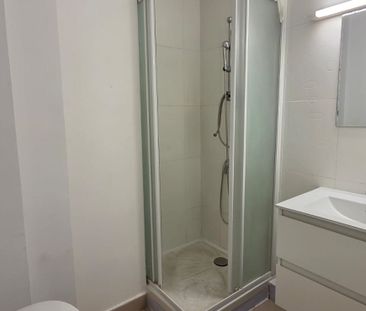 Location Appartement 1 pièce 26m² STE CLOTILDE 97490 - Photo 2