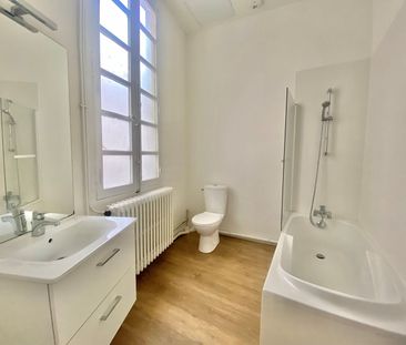 A Louer - Nantes Quartier Chateau - Appartement Nantes 5 Pièces De 140.16 M2 - Photo 1