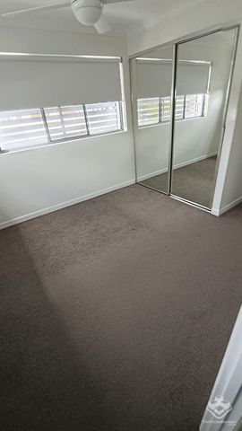 2 bed/2 bath Apartment in Great Location - Photo 2
