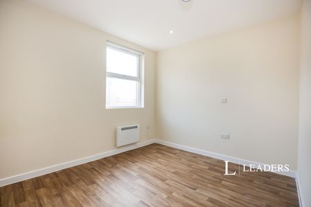 1 bedroom apartment to rent St. Peters Gardens, Marefair, Northampton, Northamptonshire, NN1 - Photo 2
