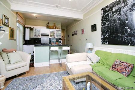 1 bedroom property to rent in London - Photo 2