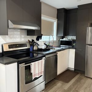 Beau 4 1/2 à Saint-Hubert - Photo 2
