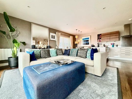 3 bedroom apartment to rent - Photo 1