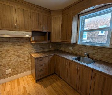 ✨ Magnifique 3 Chambre avec cachet – St-Sacrement – 1395$/mois (Int... - Photo 3