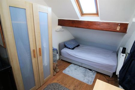 5 bedroom private hall to rent - Photo 5