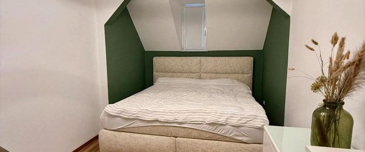 möbilierte Wohnung abzugeben - Photo 1