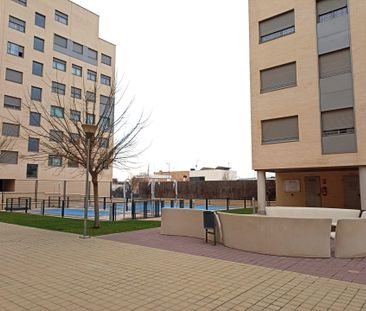 Furnished exterior apartment in Rivas-Vaciamadrid with pool and garage - Foto 1
