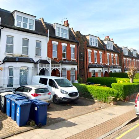 Woodside Park Road, North Finchley, London, N12 8RT - Photo 3