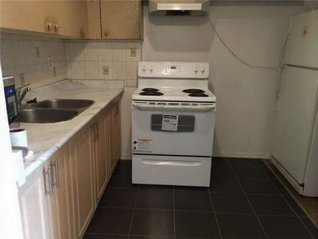 For Lease - 29 Four Winds Drive Unit# 11, Toronto, Ontario - Photo 3