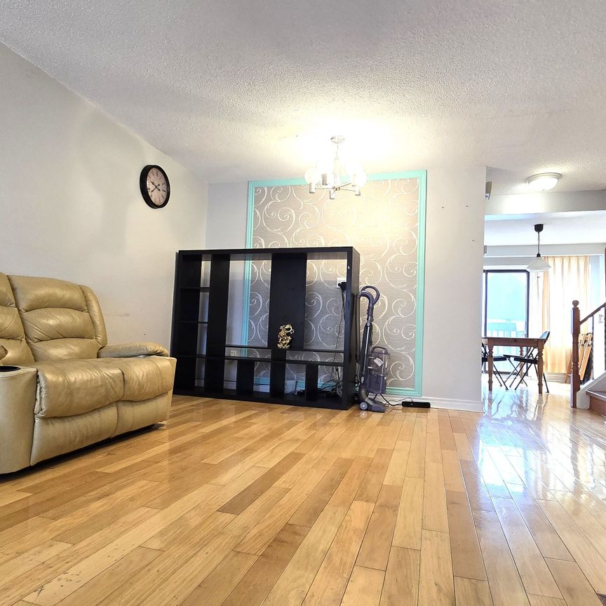 For Lease - 2606 Midland Avenue Unit# 6, Toronto, Ontario - Photo 1
