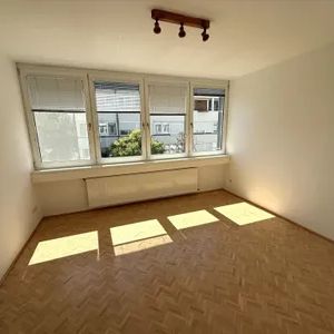 4 Zimmer Maisonetten-Wohnung auf 3 Ebenen in der Straßergasse - Photo 3