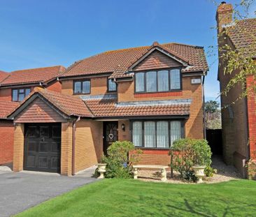 4 bedroom detached house to rent - Photo 3