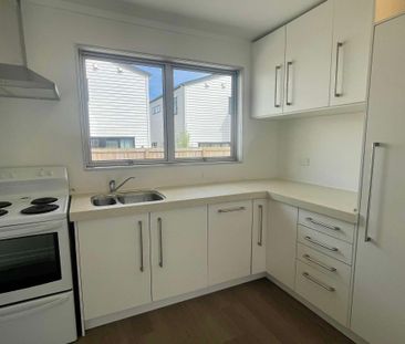 b/35 Tabitha Crescent, Henderson - Photo 2