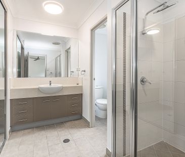 7 Helvellyn Street, Bushland Beach QLD 4818 - House For Rent | Domain - Photo 5