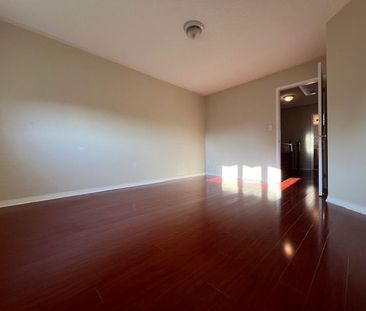 For Lease - 100 Alfred Paterson Drive, Markham, Ontario - Photo 3