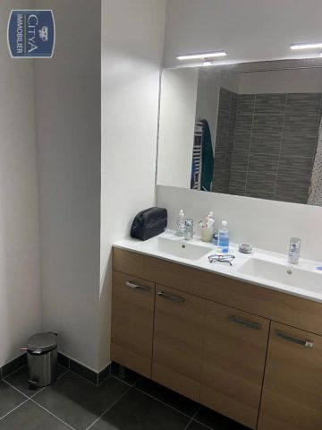 Appartement à louer 3 pièces 63.49m² - Photo 2