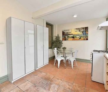 Room 1 (Non Ensuite) - Photo 1